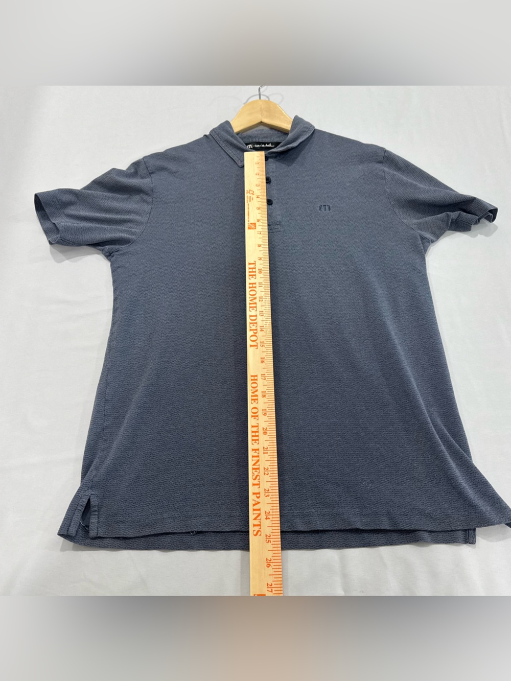 TRAVIS MATTHEW NAVY SHORT SLEEVE POLO. SIZE M - Picture 7 of 7